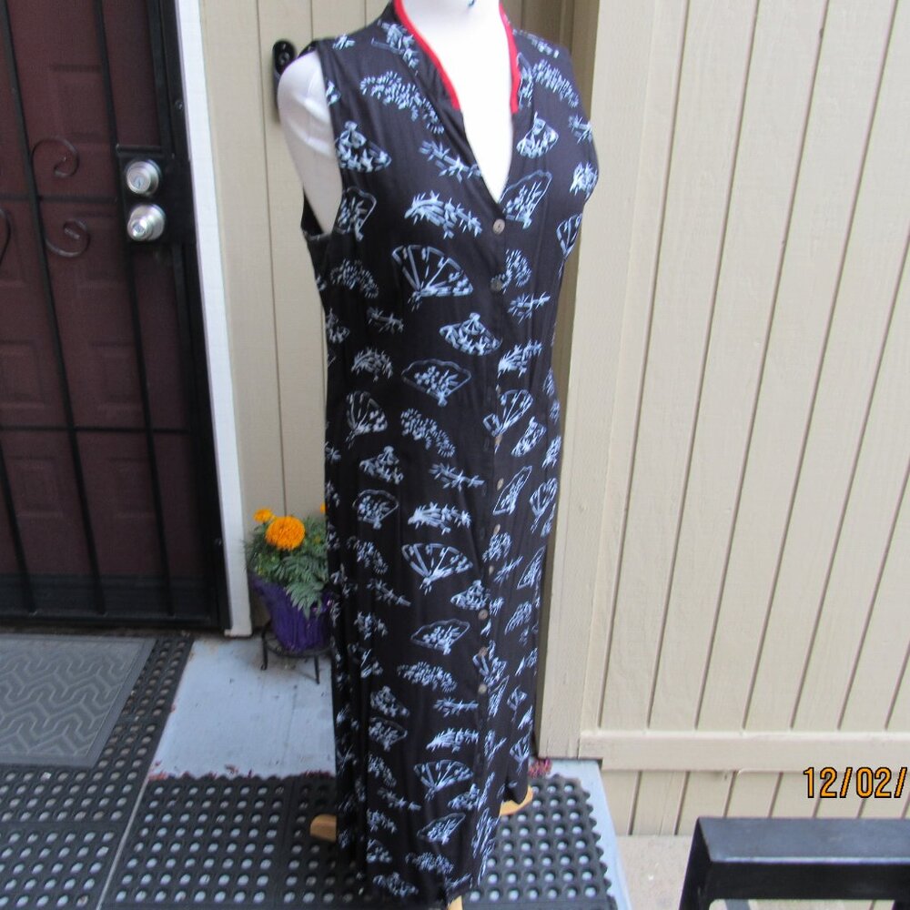 #650  NEW WOMAN'S LONG ASIAN PRINT STYLE DRESS BY NOMADIC TRADERS  (SIZE L)